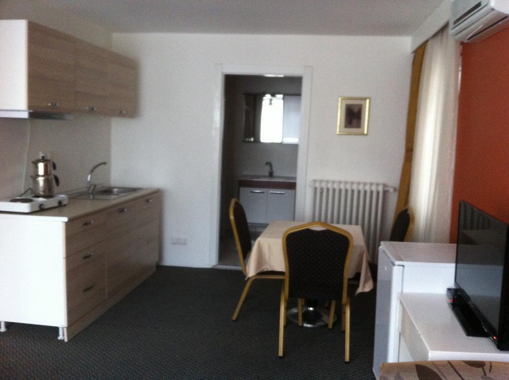 First Apart Hotel Анкара Стая снимка