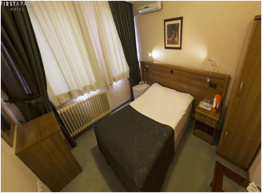 First Apart Hotel Анкара Стая снимка